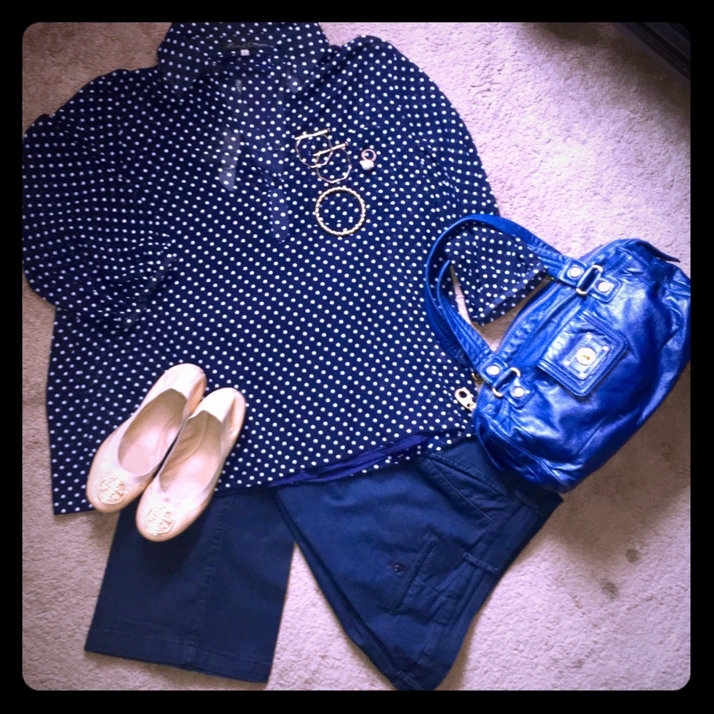 💚Rose & Olive Blue Polka Dot Blouse
